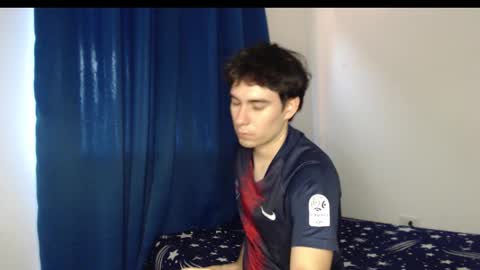 Snapshot of max_snow1616 chatting on 10-08-25, 02:04 max_snow1616 online show from 10-08-25, 02:04