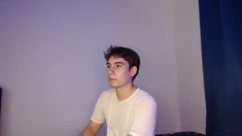 Snapshot of max_snow1616 chatting on 11-06-25, 11:48 max_snow1616 online show from 11-06-25, 11:48