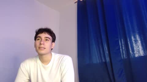 Snapshot of max_snow1616 chatting on 11-19-25, 07:14 max_snow1616 online show from 11-19-25, 07:14