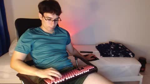 max_snow1616 online show from 03-23-26, 12:36