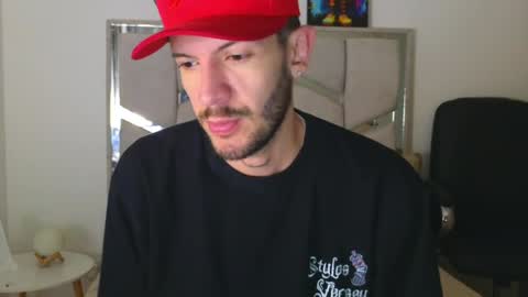 Snapshot of max_tayloor chatting on 05-14-26, 04:08 Max Taylor online show from 05-14-26, 04:08