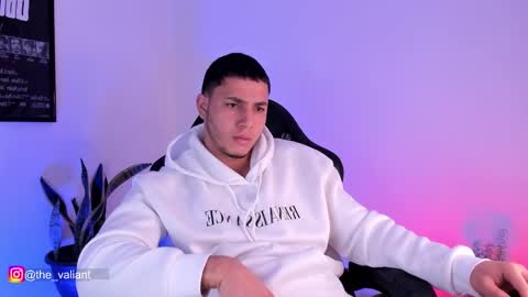 Snapshot of max_valiant1 chatting on 03-10-26, 10:48 max_valiant1 online show from 03-10-26, 10:48