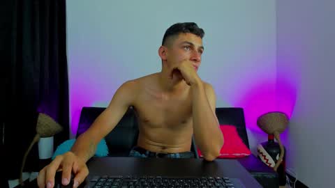 MAX     online show from 03-04-26, 07:14