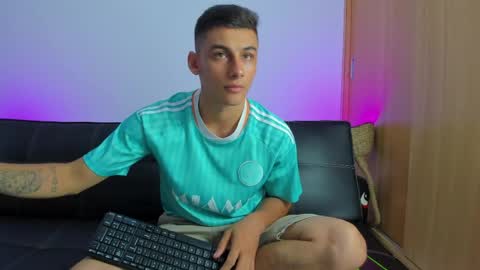 MAX     online show from 04-23-26, 10:58