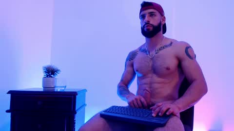 max_xl_ online show from 02-20-25, 01:25