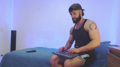 max_xl_ online show from 03-07-26, 03:31