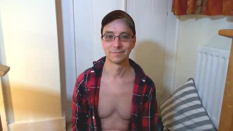 Max Davies online show from 12-03-24, 01:21