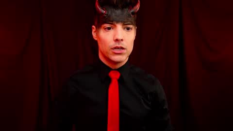 Max Hughes online show from 10-29-25, 02:58