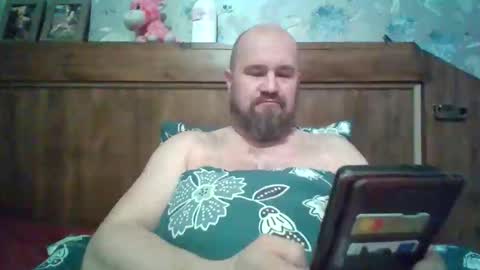 maxhunter online show from 04-09-26, 10:04