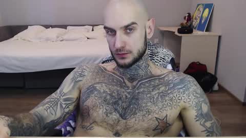 Snapshot of maxi_foxxx chatting on 03-12-25, 05:46 Maximus Fox online show from 03-12-25, 05:46