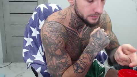 Maximus Fox online show from 11-12-25, 04:35