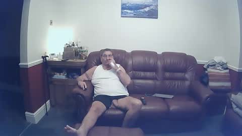 MAX online show from 12-22-24, 08:58