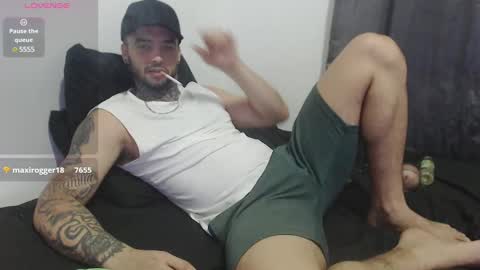 Snapshot of maxi_rogger chatting on 01-01-25, 01:47 maxi rogger online show from 01-01-25, 01:47