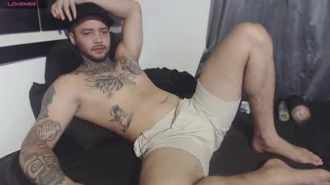 Snapshot of maxi_rogger chatting on 02-18-25, 02:38 maxi rogger online show from 02-18-25, 02:38