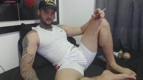 Snapshot of maxi_rogger chatting on 02-21-25, 03:01 maxi rogger online show from 02-21-25, 03:01