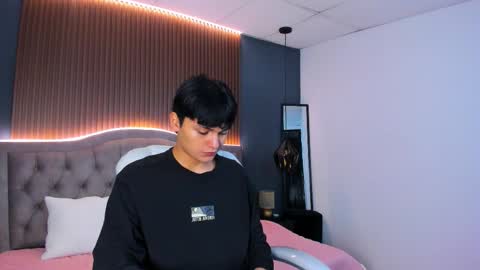 --  -- online show from 10-21-25, 11:55