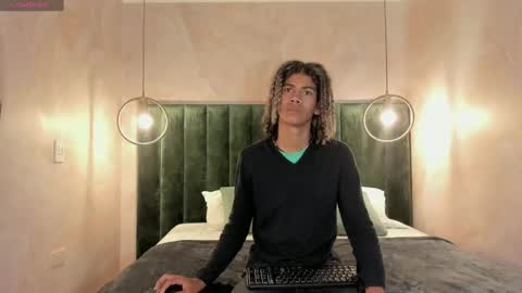 Snapshot of maxim_walker chatting on 01-30-25, 03:00 maxim online show from 01-30-25, 03:00