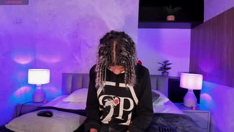 Snapshot of maxim_walker chatting on 02-05-25, 03:02 maxim online show from 02-05-25, 03:02