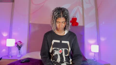 Snapshot of maxim_walker chatting on 02-06-25, 03:06 maxim online show from 02-06-25, 03:06