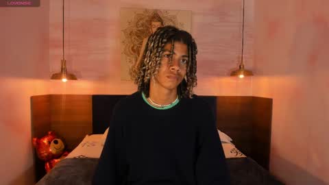 Snapshot of maxim_walker chatting on 02-24-25, 03:02 maxim online show from 02-24-25, 03:02