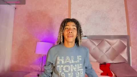 Snapshot of maxim_walker chatting on 02-28-25, 03:04 maxim online show from 02-28-25, 03:04