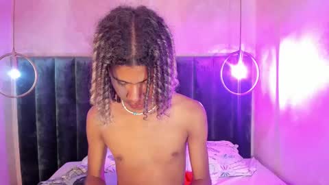 Snapshot of maxim_walker chatting on 03-08-25, 09:28 maxim online show from 03-08-25, 09:28