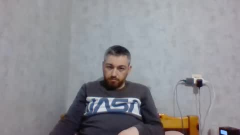 Snapshot of maximefrxx chatting on 02-06-25, 10:00 Maxime online show from 02-06-25, 10:00