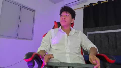 Maximiliano online show from 11-07-25, 08:31