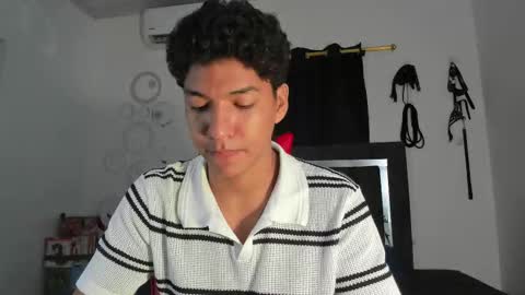 Snapshot of maximiliano_khalil chatting on 01-13-26, 07:41 Maximiliano online show from 01-13-26, 07:41