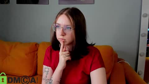 maxine online show from 03-12-26, 12:11