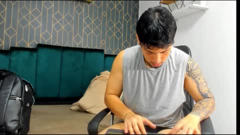 maximo_lane online show from 03-06-26, 01:24