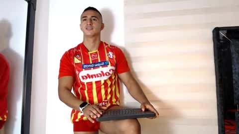 Maximo Sebastian online show from 05-09-26, 02:44