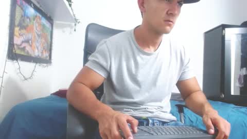 maximo_ston online show from 04-24-26, 12:57