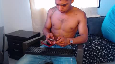 Snapshot of maximo_vega_new chatting on 12-03-24, 06:49 Maximo Aron Vega online show from 12-03-24, 06:49