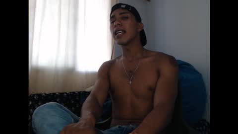 Snapshot of maximo_vega_new chatting on 12-09-24, 06:14 Maximo Aron Vega online show from 12-09-24, 06:14