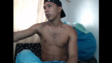 Snapshot of maximo_vega_new chatting on 12-10-24, 11:43 Maximo Aron Vega online show from 12-10-24, 11:43