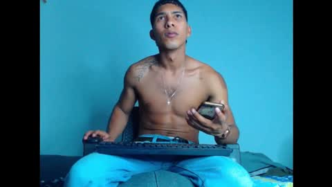 Snapshot of maximo_vega_new chatting on 12-16-24, 03:40 Maximo Aron Vega online show from 12-16-24, 03:40