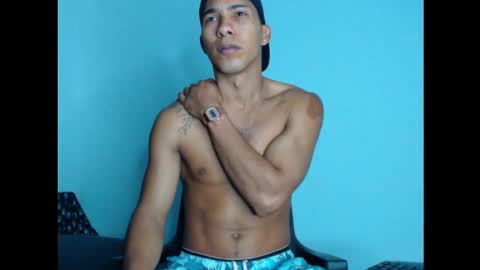 Snapshot of maximo_vega_new chatting on 12-18-24, 05:04 Maximo Aron Vega online show from 12-18-24, 05:04