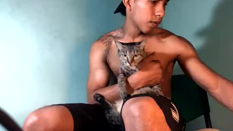 Snapshot of maximo_vega_new chatting on 01-24-25, 06:03 Maximo Aron Vega online show from 01-24-25, 06:03