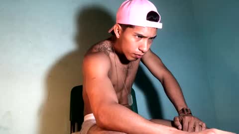 Snapshot of maximo_vega_new chatting on 01-30-25, 06:35 Maximo Aron Vega online show from 01-30-25, 06:35