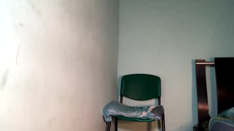 Snapshot of maximo_vega_new chatting on 02-14-25, 02:44 Maximo Aron Vega online show from 02-14-25, 02:44