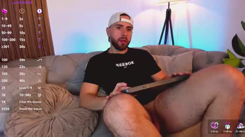 Maximo Wolf online show from 02-26-26, 07:57