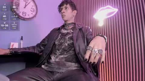 MAXIMO online show from 03-11-26, 01:55