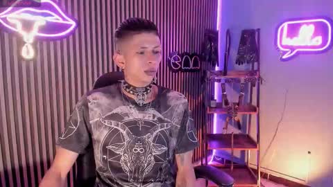 MAXIMO online show from 03-18-26, 01:20