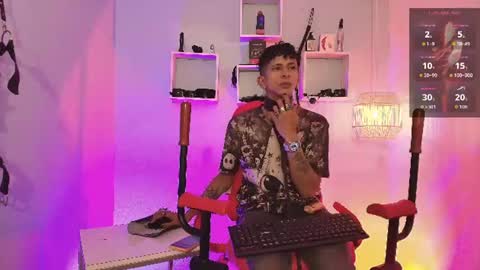 MAXIMO online show from 06-10-26, 04:34