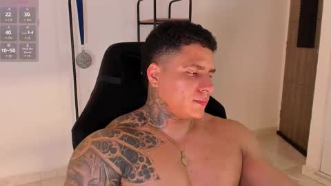 Maximoscott online show from 09-14-25, 02:11