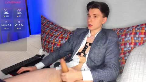 Max online show from 02-22-25, 10:31