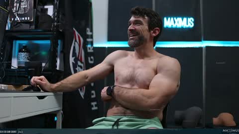 Maximus7871 online show from 12-19-24, 12:02