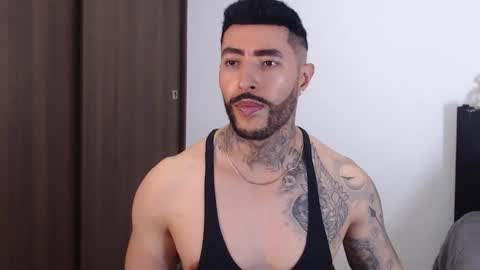 Snapshot of maximus_golden chatting on 12-18-24, 04:42 Independent Model online show from 12-18-24, 04:42