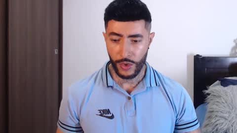 Snapshot of maximus_golden chatting on 12-25-24, 05:58 Independent Model online show from 12-25-24, 05:58